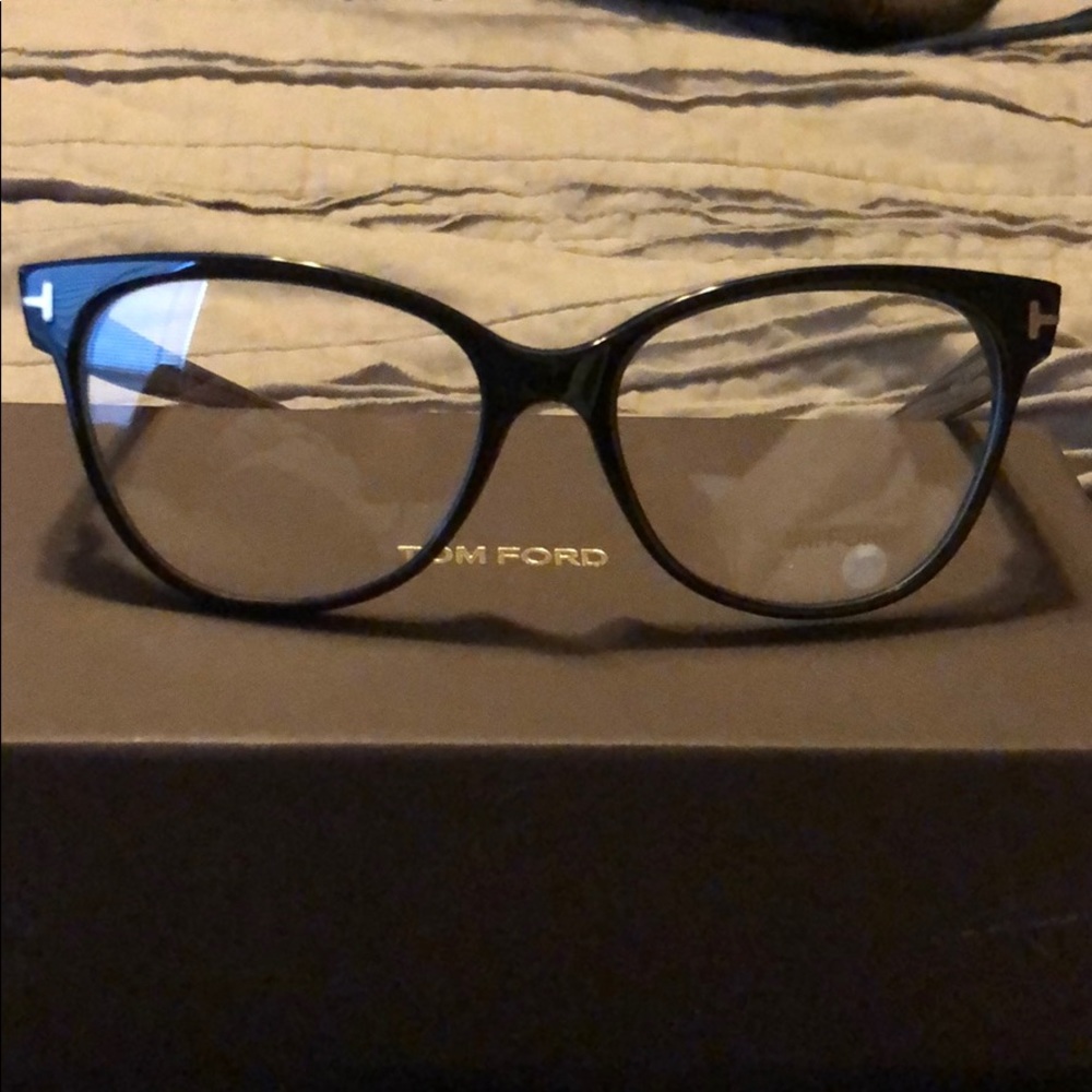 Eyeglasses